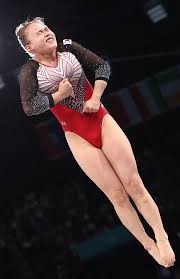 麦克阿瑟FCvs大埔亚冠赛前为香港大埔火灾遇难者...